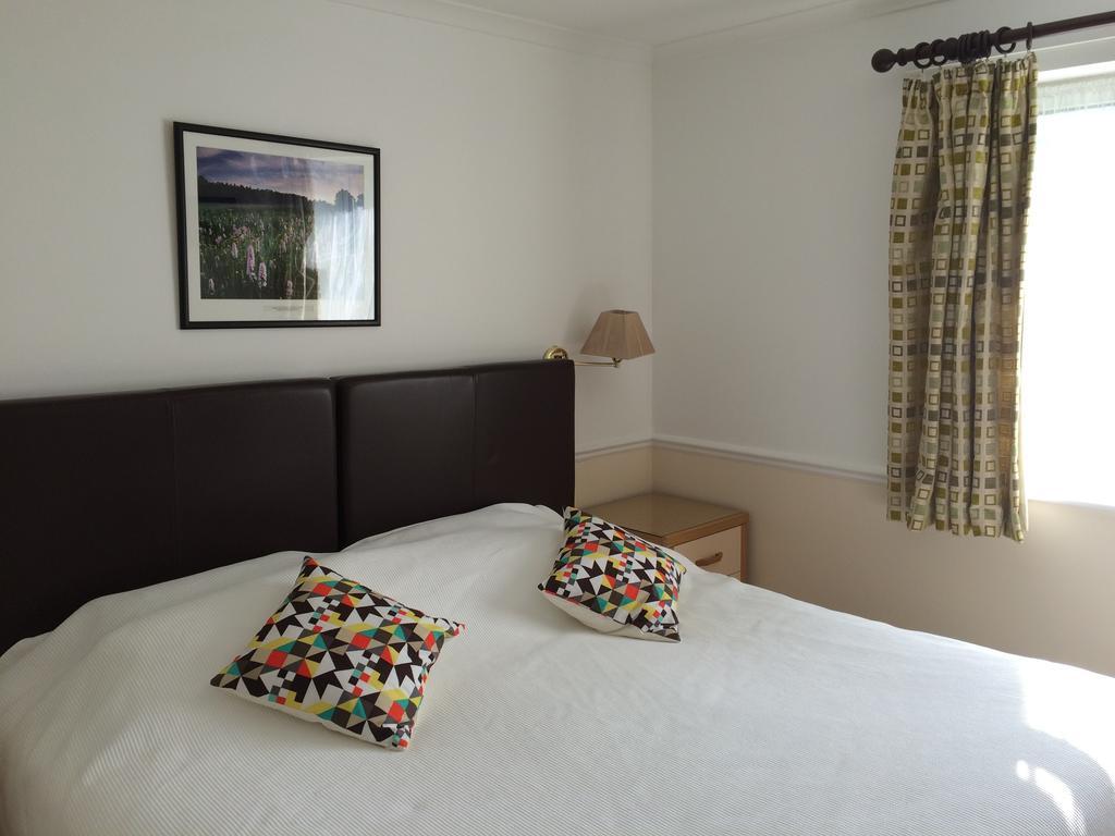 Byways Serviced Apartments 솔즈베리 객실 사진